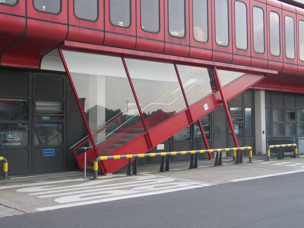 Eschenhorn Flughafen Tegel